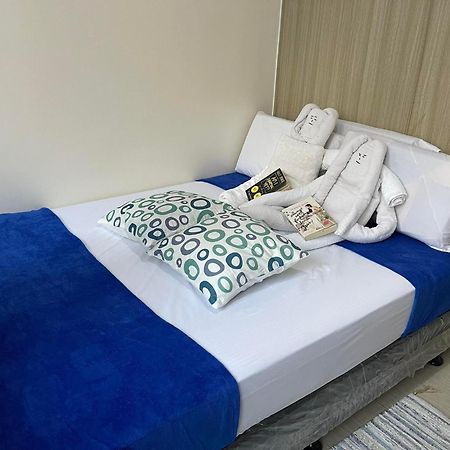 Stay At Shore Residences, Mall Of Asia Complex Stays By Pbyy Manila Exterior photo