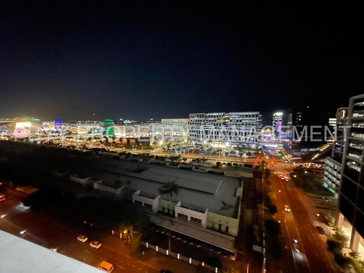 Stay At Shore Residences, Mall Of Asia Complex Stays By Pbyy Manila Exterior photo
